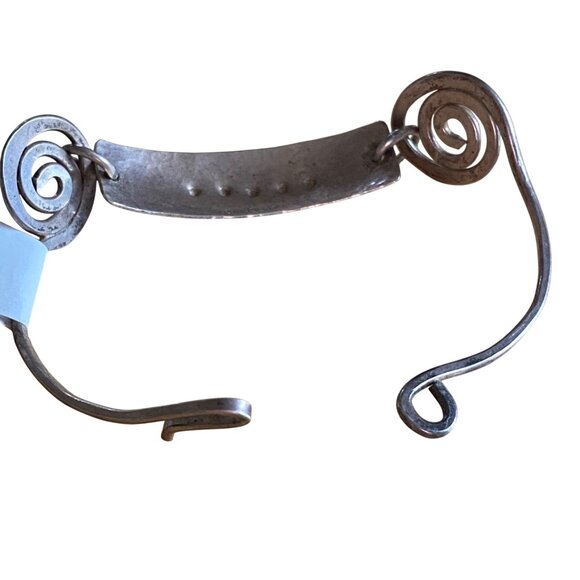 Handcrafted Silver Swirl Design Adjustable Bracelet - Picture 2 of 10